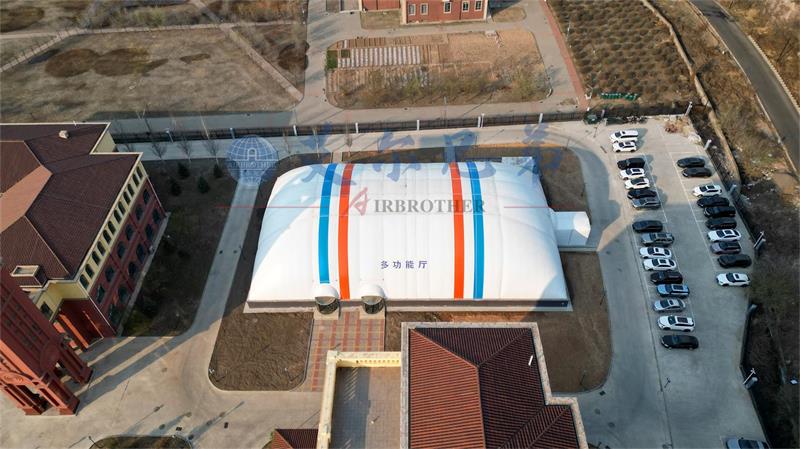 建室內(nèi)體育場(chǎng)館為什么要選擇氣膜建筑？